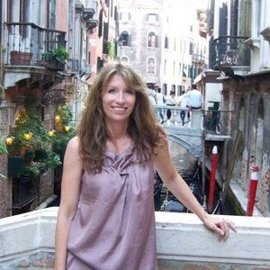 Meet your Posher, Denise